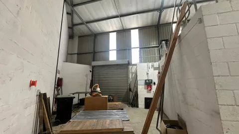 WhatsApp Image 2025-10-22 at 11.18.49 (1).